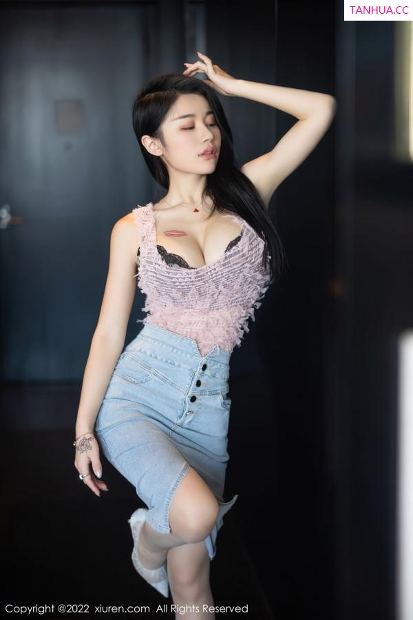 美七Mia  [XiuRen]高清写真图 2022.08.25 No.5489 美七 Mia第5张图片